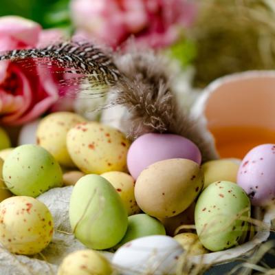 Doua idei de deserturi simpatice si sanatoase de Paste, care pot inlocui cu succes ouale de ciocolata