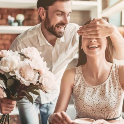 Cuplurile care au o relatie fericita renunta la aceste 12 lucruri