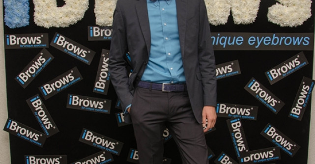 iBrows - primul studio din Romania dedicat in exclusivitate serviciilor de pensat profesional 