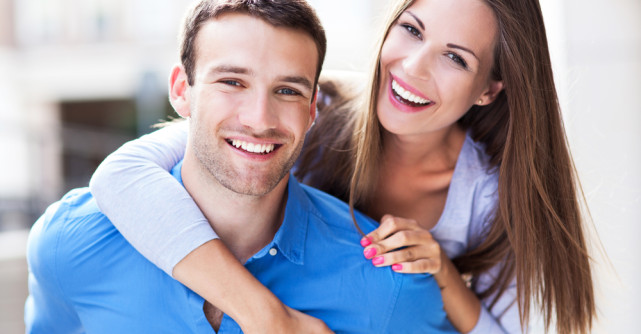 Cum să ai un zâmbet frumos și să îți menții o stare de sănătate bună
