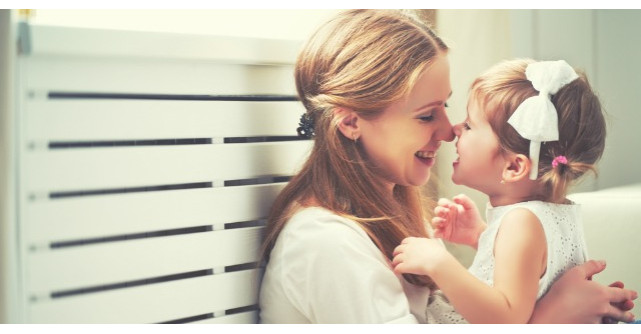 La naiba cu florile! 27 de lucruri pe care mama ta le vrea pentru Ziua Mamei