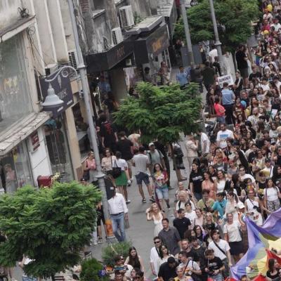 Peste 25.000 de persoane au ieșit în stradă pentru drepturile persoanelor LGBT, înregistrând un nou record de participare 