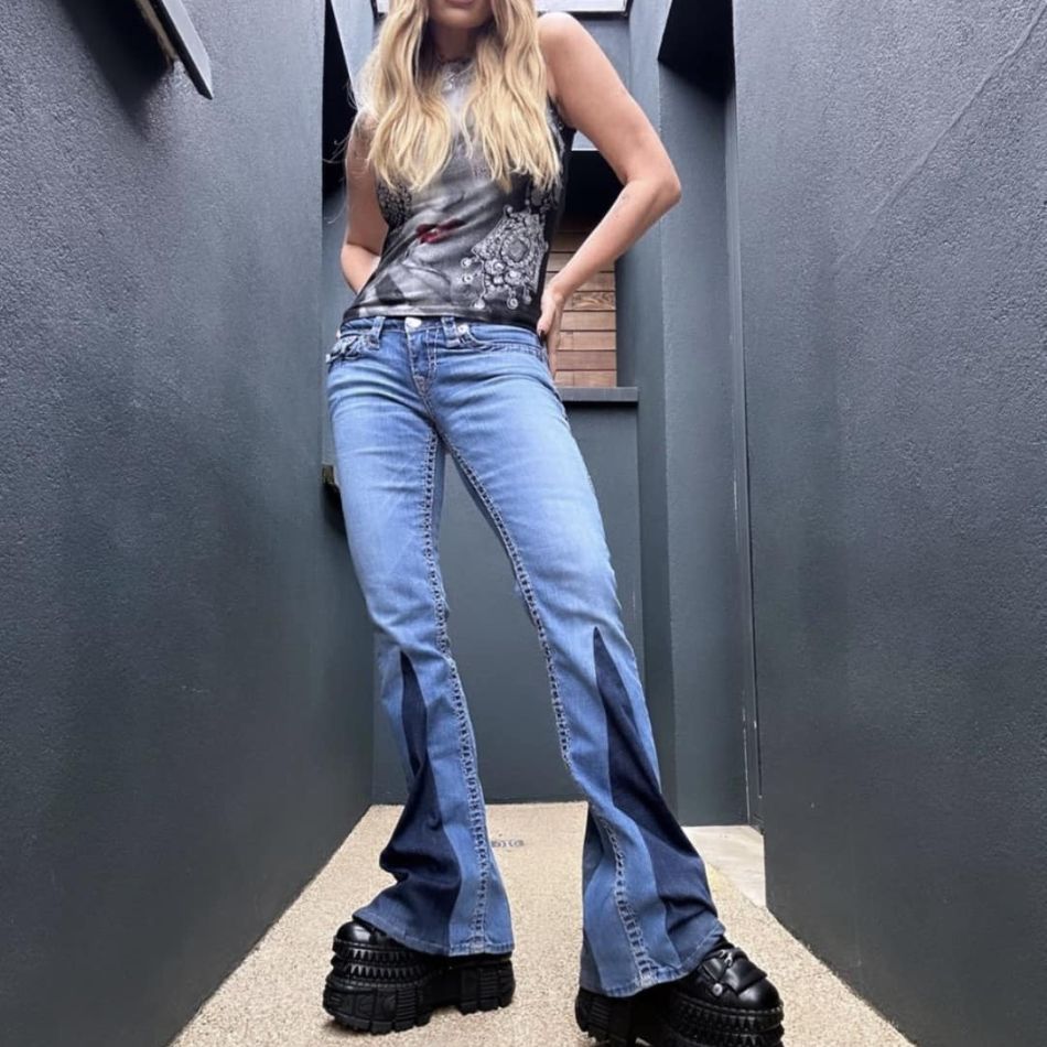 Acum sunt mai apropiate ca niciodată, însă nu tot timpul au fost așa! Cum se înțelegeau în copilărie Oana și Delia Matache?