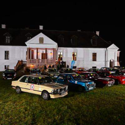 Tommy Hilfiger și Retromobil Club România prezintă  Totul pe Noapte x Tommy Hilfiger 2025