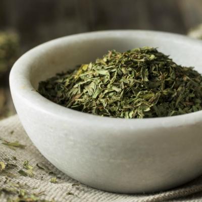 Condimentul 100% romanesc care poate inlocui sarea