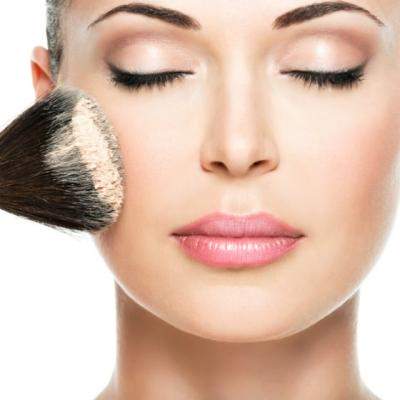 Ten acneic? Sfaturi de machiaj pentru o piele perfecta