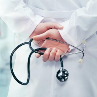 Un inginer isi deschide un cabinet medical. Ce urmeaza? GENIAL