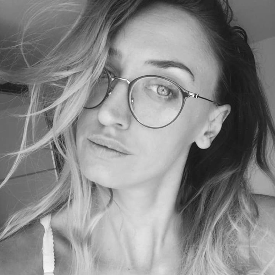 Ilona Brezoianu, în ipostaze tandre alături de iubit! Cine este bărbatul care i-a furat inima actriței?