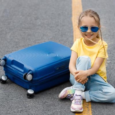 Pregătiri pentru tabără: Cum alegi un bagaj rezistent pentru copii și adolescenți?