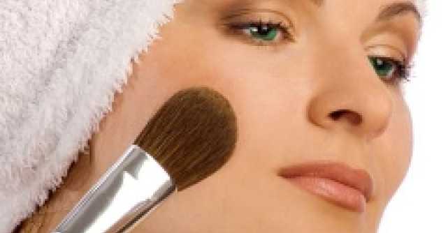 Pudra: un aliat al tenului gras