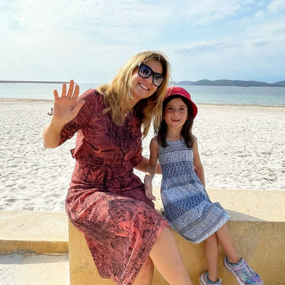 Drama prin care a trecut Amalia Enache. Vedeta și-a pierdut ambii părinți: Am fost foarte bulversată, mai mult decât tulburată..