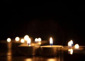 Ce inseamna cand visezi morti din familie: Rude, prieteni, straini