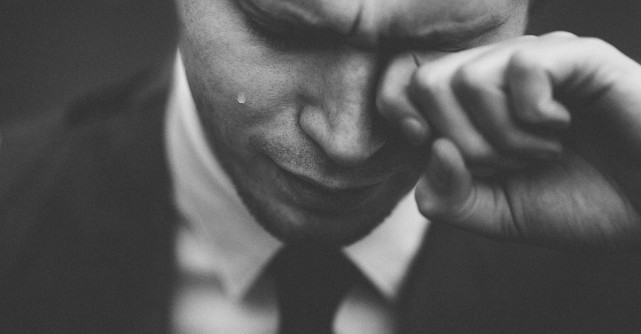 Poveste de viata: Eu nu inteleg de ce te-ai insurat cu ea