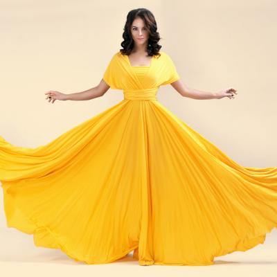 7 rochii lungi spectaculoase pentru ținute maxi-chic