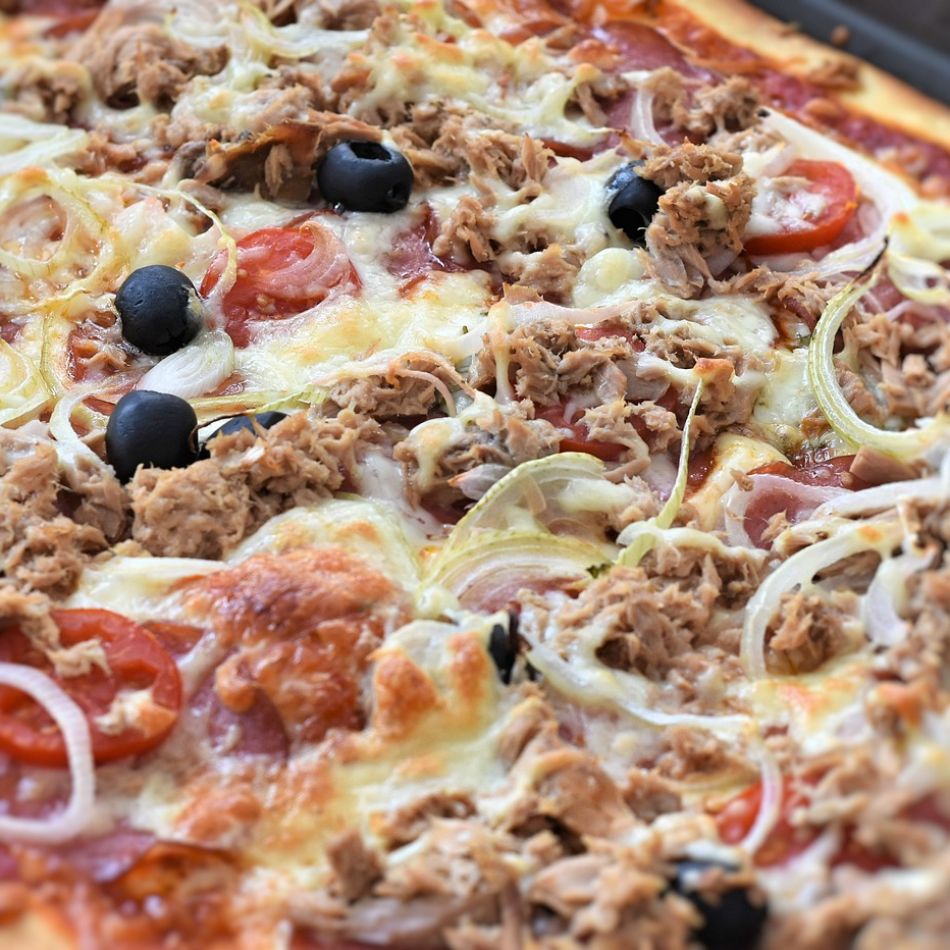 Pizza de casă: Cum să aduci gustul Italiei în bucătăria ta