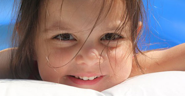 PARINTI: pastrati dintii de lapte ai copiilor