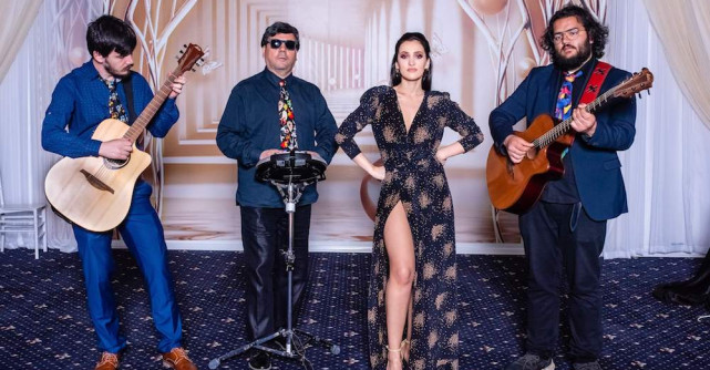 Alya, de la succes international la muzica populara!