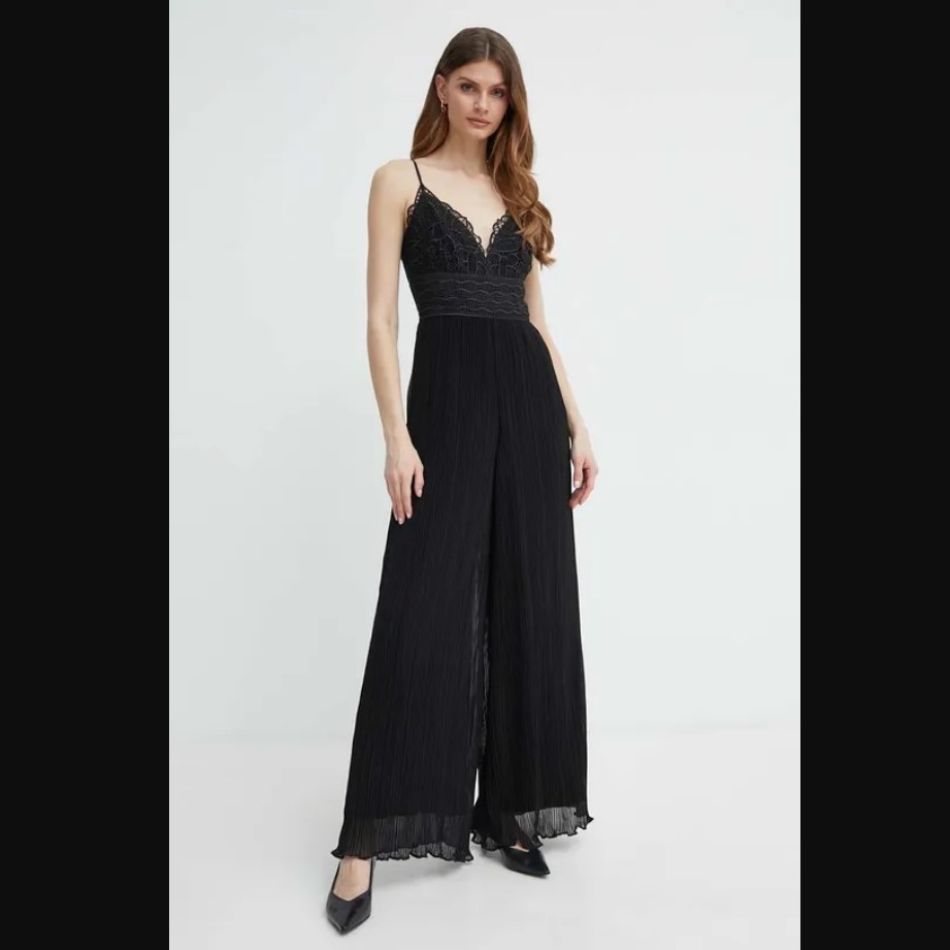 20 de salopete de damă. Cum le purtăm în funcție de siluetă? Tendințe și recomandări pentru anul 2024