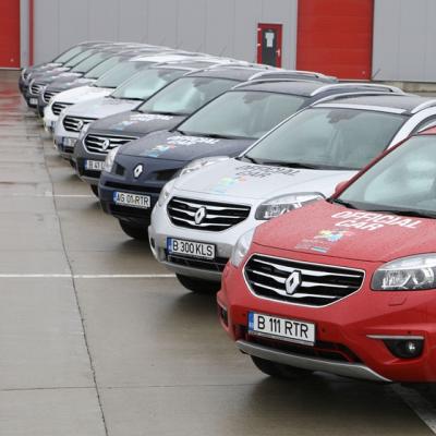 Renault pune la dispozitia FOTE 50 de autoturisme