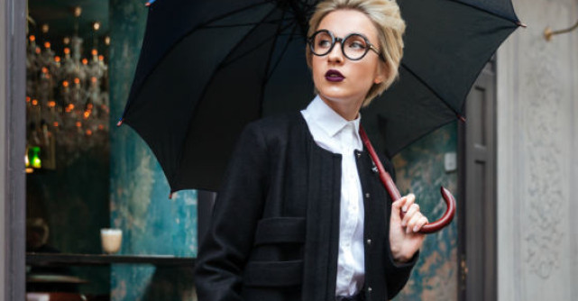 Cum sa te imbraci chic intr-o zi ploioasa. Ai nevoie de doar 5 lucruri