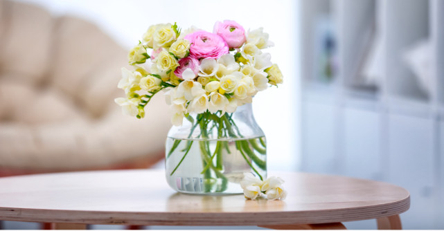 Primăvară în casa ta. Obiecte și decorațiuni de primăvară