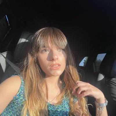 Alexandra Căpitănescu, întâmpinată cu aplauze la revenirea în țară după locul 3 obținut la Eurovision
