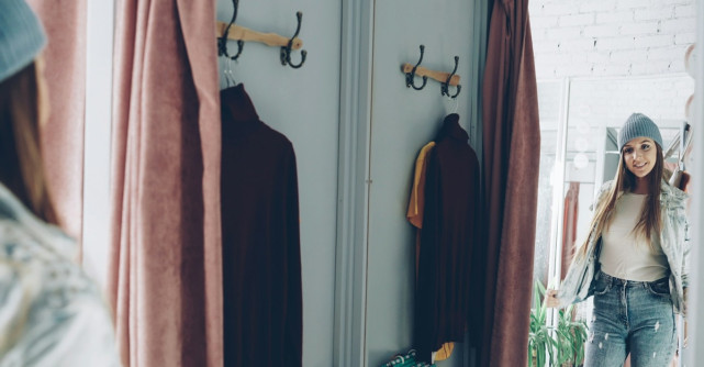 Cine ești azi? Fata Quiet Luxury sau rebela Street Style? De ce nu mai trebuie să alegi