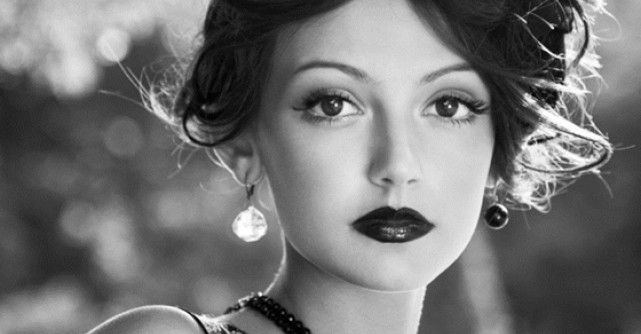 Cele mai frumoase citate de iubire: Alfabetul dragostei dupa Maya Angelou