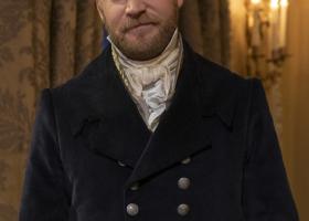 Un actor din Bridgerton și The Crown va fi gazdă a panelurilor la Comic Con România