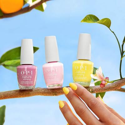 Unghii galben‑soare: trendul care luminează orice sezon cu stil