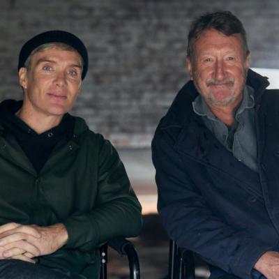 Cillian Murphy si Steven Knight s-au reunit pe platourile de filmare ale filmului Peaky Blinders. Primele imagini