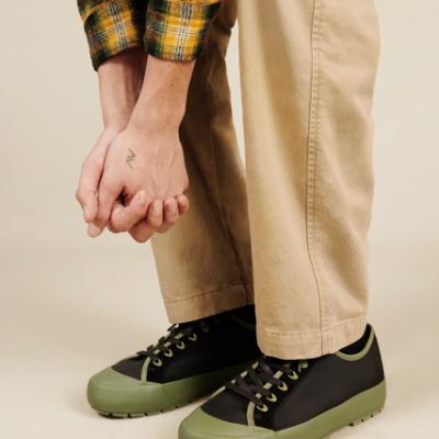 Levi's transformă confortul în prioritate alături de XX Chino EZ pentru Toamna/Iarna 2021