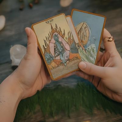 Etalare de Tarot: Te va căuta în perioada imediat apropiată?