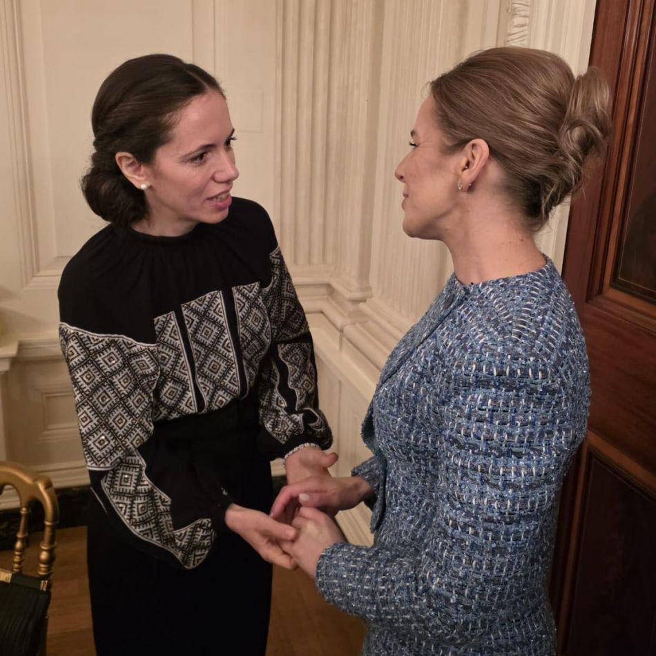 Apariția impecabilă a Mirabelei Grădinaru. Cât a costat ținuta purtată de Prima Doamnă a României? 