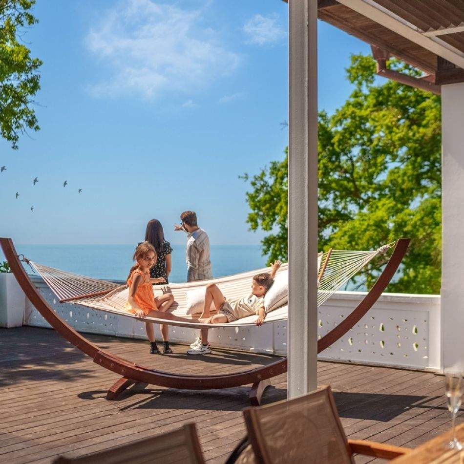 Cea mai bună idee pentru vacanța de vară pe malul Mării Negre. De la experiențe ultra-luxury la concedii accesibile în familie