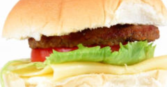 Alimentele de tip fast food conduc la depresie