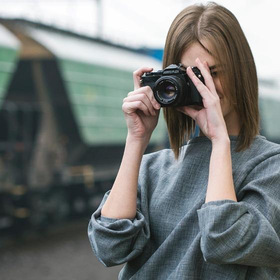 Cum iti alegi rochia office daca esti micuta de statura