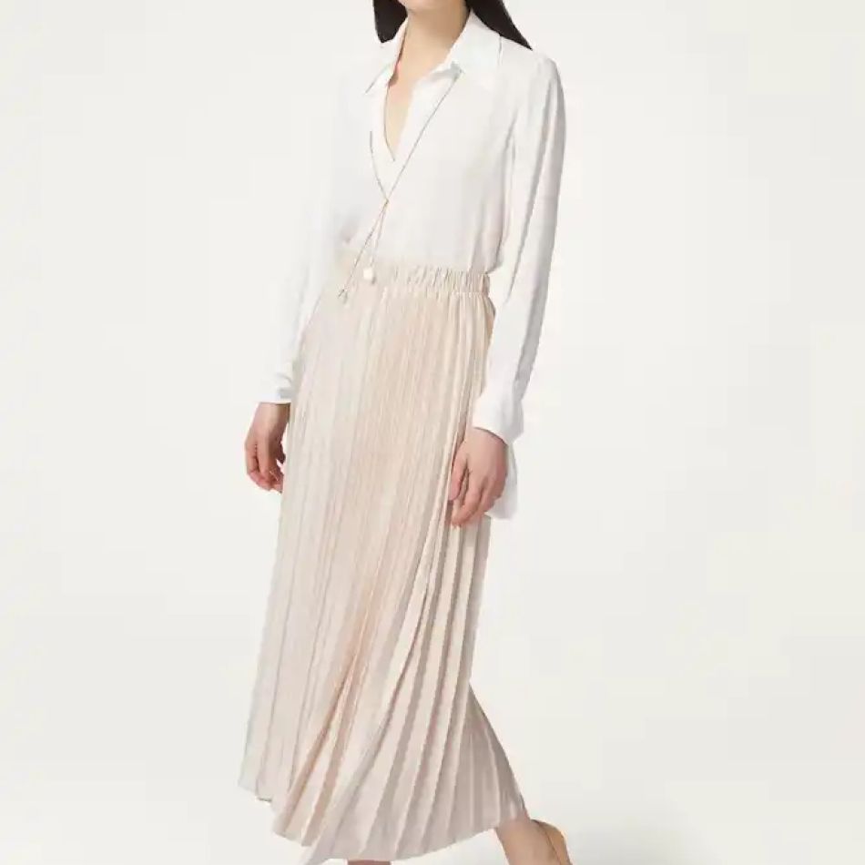 Fustele plisate: 20 de modele minunate pentru orice garderobă