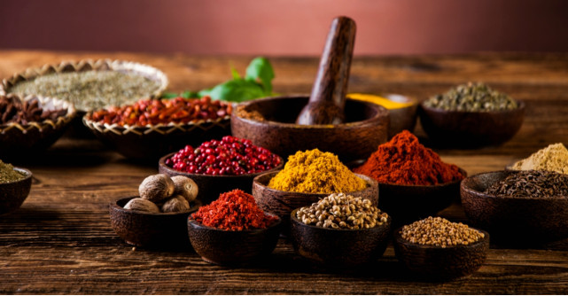 Delikat aduce în bucătăriile românilor o nouă gamă de condimente, cu ingrediente 100% naturale