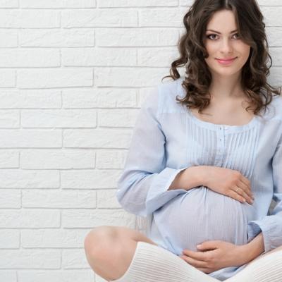 Săptămâna 27 de sarcină: cum se dezvoltă bebelușul și ce simptome prezintă mama 