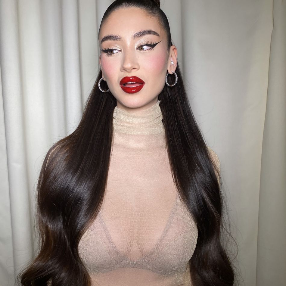 Interviu Laura Maier: de la pasiunea pentru fashion, la succesul de pe TikTok
