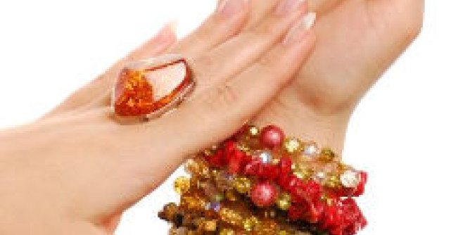 Reintinerirea mainilor - marker al frumusetii fara varsta