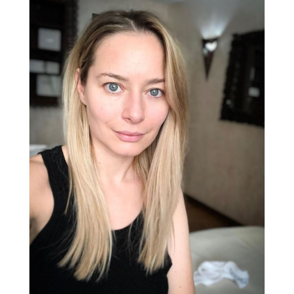 Laura Cosoi, detalii picante despre relația cu soțul ei. Cum a reușit Cosmin Curticăpean să îi fure inima actriței? 