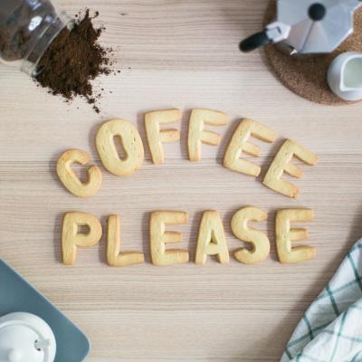 Cafeaua – ce beneficii are pentru organism și cum o integrăm în ritualurile de îngrijire