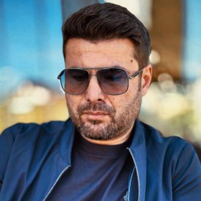 Doliu în familia lui Adrian Mutu. Tatăl fostului internațional, Spiridon Mutu, a murit la vârsta de 75 de ani