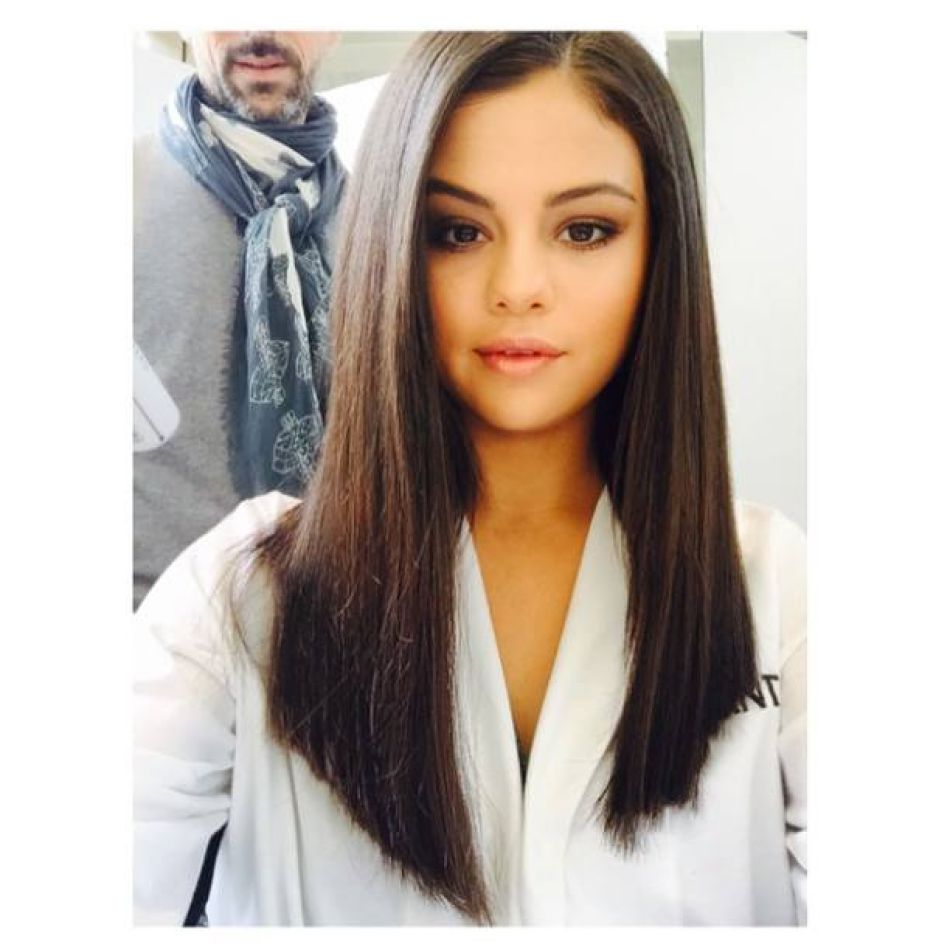 Selena Gomez s-a logodit! Nimeni nu credea în relația lor, dar poza cu inelul a închis gura cârcotașilor