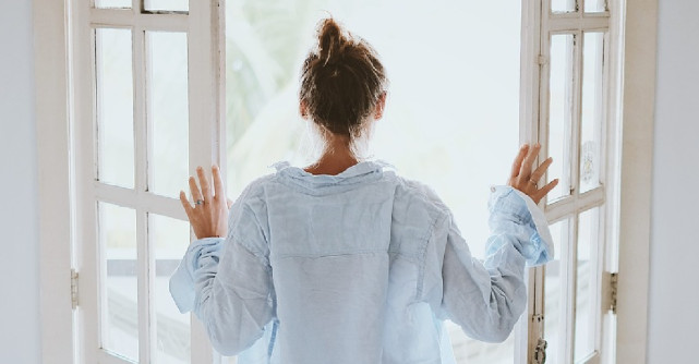 Esti anxioasa cand te trezesti? 5 moduri de a reduce stresul de dimineata, pentru a incepe ziua cu dreptul