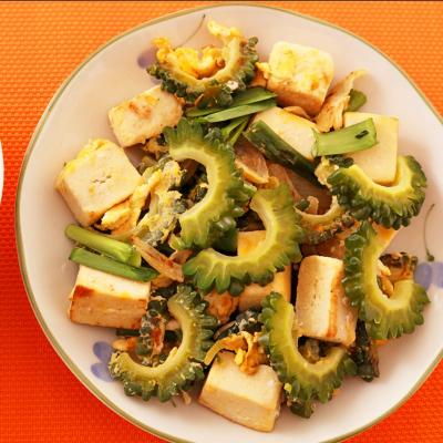 Ce mananca cei mai sanatosi si logevivi oameni din lume? Principiile dietei Okinawa