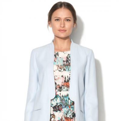 Laura Cosoi iti spune cum sa te imbraci in aceasta vara