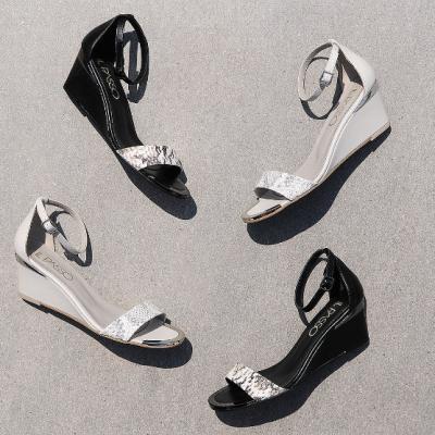 Stralucitoare cu sandalele IL PASSO 